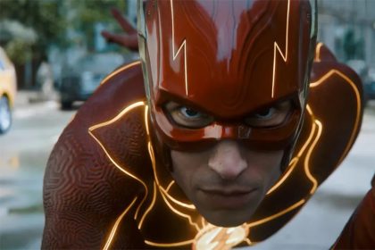 Ezra Miller interpreta Barry Allen na versão para o cinema de The Flash (Foto: DC Comics/Divulgação)