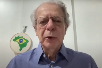 Evento em colégio do RS com Frei Betto gerou revolta de pais de alunos (Foto: BdF/YouTube/Reprodução)