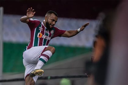 Samuel Xavier fez o gol de empate do Fluminense (Foto: Marcelo Gonçalves/FluminenseFC)