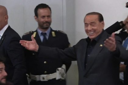 Silvio Berlusconi morre aos 86 anos. Ele foi um dos políticos mais controversos da Itália (Foto: YouTube/Reprodução)
