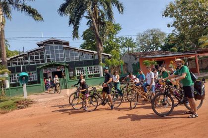 Bicicletas são compartilhadas por moradores em projeto sobre mobilidade urbana (Foto: Coletivo Pará Ciclo /Divulgação)