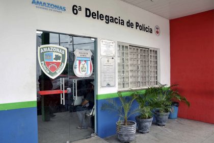 Policiais da 6ª Delegacia de Polícia apuraram o caso (Foto: Erlon Rodrigues/PC-AM/Divulgação)