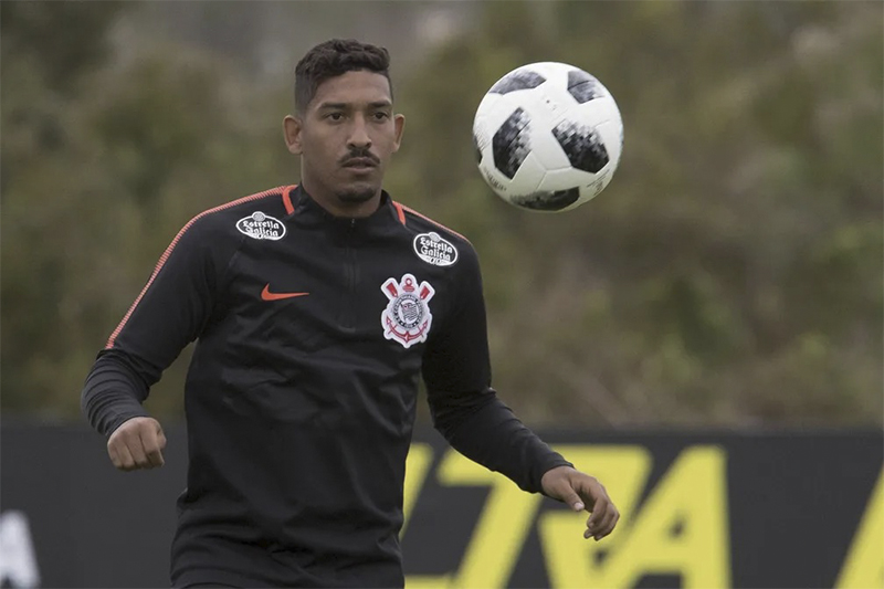Leo Príncipe é o novo reforço do Amazonas FC para a Série C (Foto: Daniel Augusto Jr/Agência Corinthians)