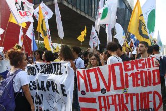 Novo ensino médio protesto