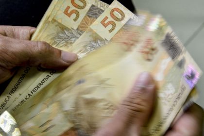 Programa Desenrola Brasil renegociou R$ 2,5 bilhões em dívidas; mais de 400 mil contratos foram repactuados (Foto: Marcello Casal Júnior)