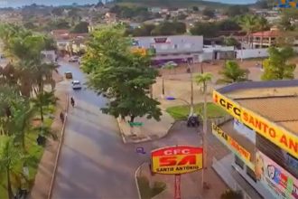 Santo Antônio do Descoberto: caso de polícia envolveu briga de marido e mulher e testículo (Foto: Prefeitura de SAD/YouTube/Reprodução)