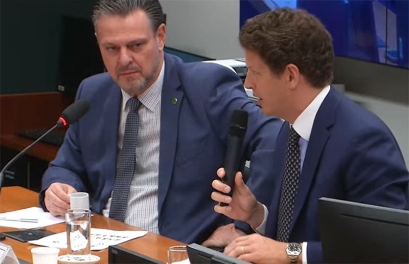 Ministro Carlos Fávaro e o deputado Ricardo Salles: bate-boca na CPI do MST (Foto: TV Câmara/Reprodução)