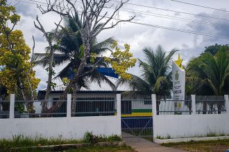 Delegacia de Barcelos: policiais apuram se avó da menina foi conivente (Foto: PC-AM/Divulgação)