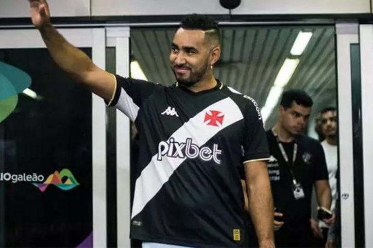 Era O Que Estava Procurando Diz Dimitri Payet Ao Chegar Ao Vasco