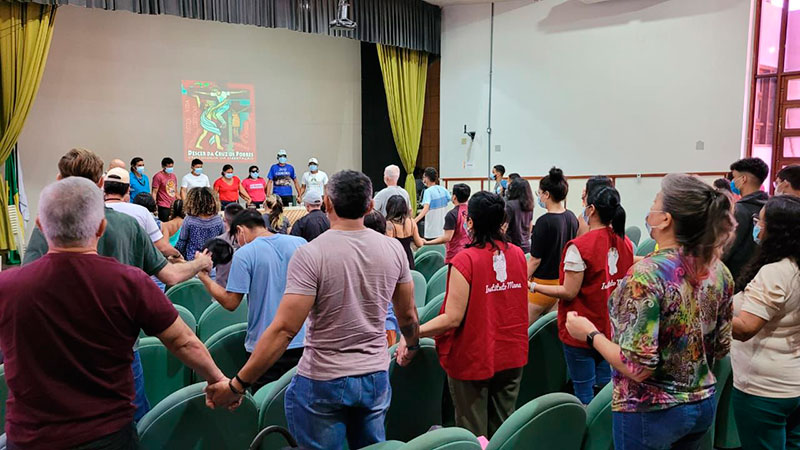 Indígenas e ribeirinhos Rio Abacaxis