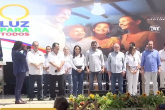 Políticos do Amazonas participam de solenidade com Lula em Parintins (Foto: Canal Gov.br/Facebook/Reprodução)
