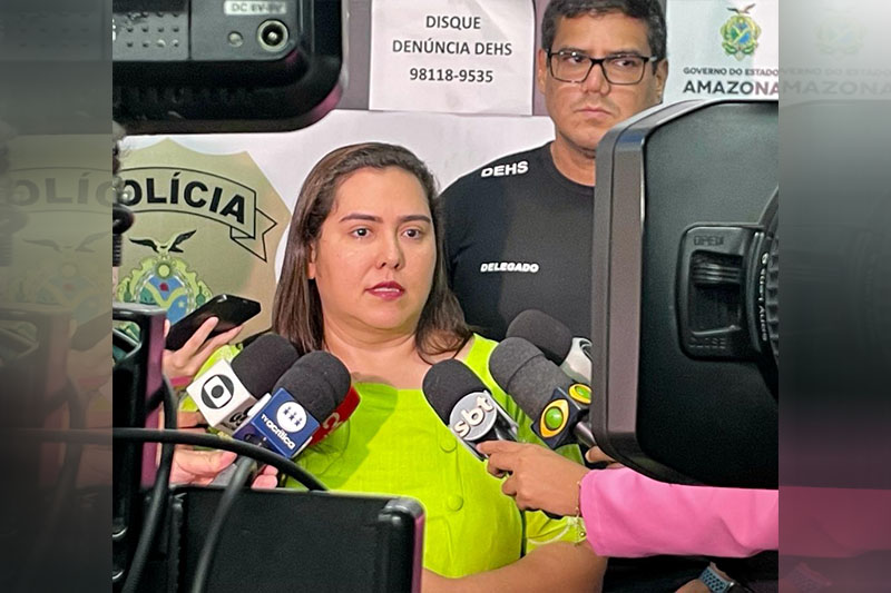 Delegada Deborah Barreiros contou como ocorreu o crime (Foto: Erlon Rodrigues/PC-AM)