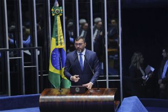 Wilson Lima discursou na tribuna do Senado: defesa da ZFM (Foto: Diego Peres/Secom/Gov AM)