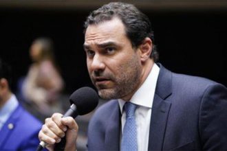 Adolfo Viana reduziu de 10% para 2% repasse de apostas esportivas para a área social (Foto: Pablo Valadares/Agência Câmara)