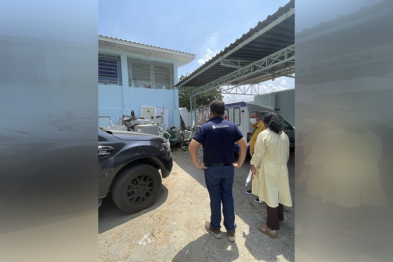 Promotor inspecionou estrutura de hospital que oferecer serviços psiquiátricos a pessoas com transtornos mentais (Foto: DPE-AM/Divulgação)