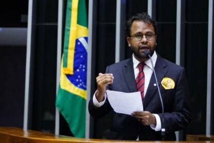 Deputado Henrique Vieira (Foto: Pablo Valadares/Câmara dos Deputados)