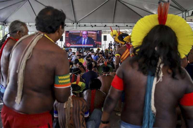 Indígenas acompanharam julgamento no STF, agora comissão do Senado aprova marco temporal (Foto: Antônio Cruz/ABr)