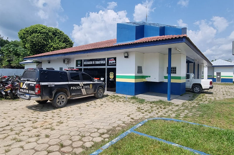 O jovem está preso na delegacia do município de Tabatinga (Foto: PC-AM/Divulgação)