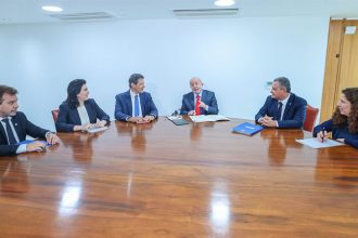 Lula e ministros