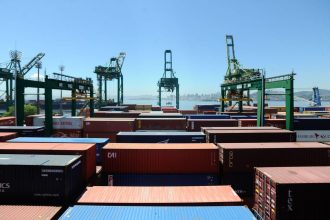 Exportações chinesas registram queda pelo quarto mês consecutivo (Foto: Tânia Rêgo/Agência Brasil)