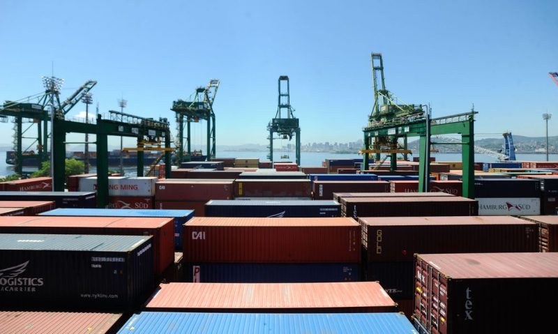 Exportações chinesas registram queda pelo quarto mês consecutivo (Foto: Tânia Rêgo/Agência Brasil)