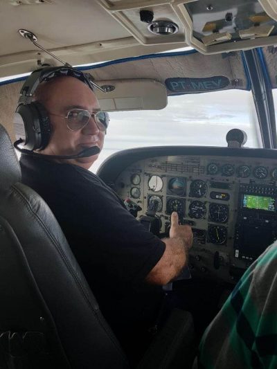 Após pane no ar, avião da Azul desliga o motor e retorna a Manaus - Prisma  - R7 Luiz Fara Monteiro