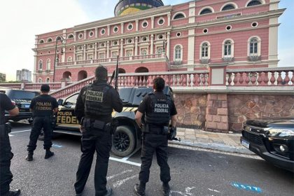 Agentes federais cumprem sete mandados de prisão em Manaus e Borba (Foto: PF/Divulgação)