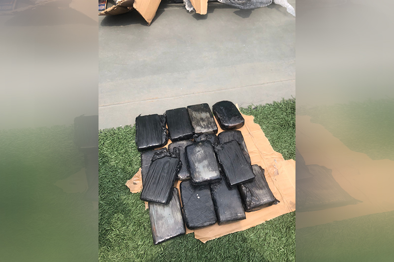 Cocaína foi apreendida, mas ninguém foi preso (Foto: SSP-AM/Divulgação)
