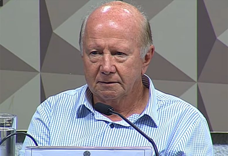 Argino Bedin ficou calado na CPMI do 8/1, nesta terça, no Senado (Foto: TV Senado/Reprodução)