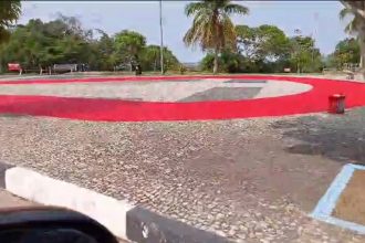 Retorno da ciclovia em forma de faixa em trecho do calçadão da Ponta Negra (Foto: AM ATUAL)