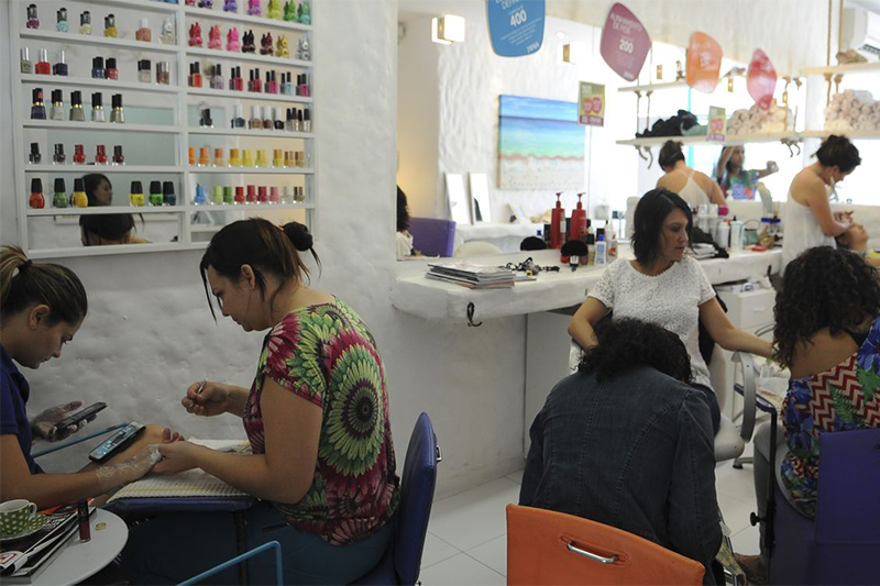 Salão de beleza: cresceu número de microempreendedores (Foto: Elza Fiúza/ABr)