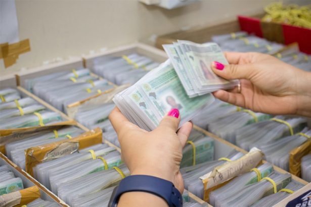 CNH Social inclui a primeira carteira e renovação (Foto: Detran-AM/Divulgação)