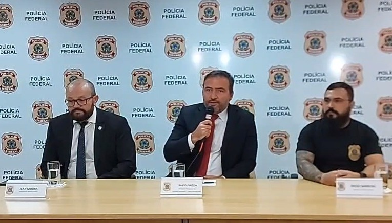 Delegados da Polícia Federal apresentaram resultado da Operação Fragmentados (Foto: Reprodução/Redes Sociais)