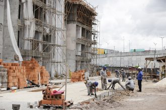 Construção de apartamento em Manaus: governo emprestará R$ 200 milhões do BB para programa de moradia e saneamento (Foto: Thiago Correa/Sendurb)