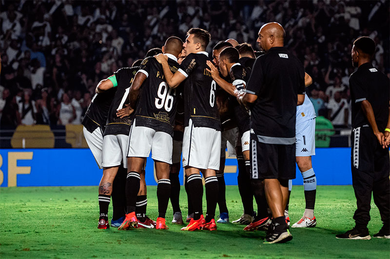 Vasco Derrota Botafogo E Sai Da Zona De Rebaixamento Do Brasileirão