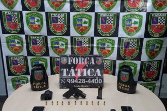Durante patrulhamento a PM prendeu os homens e um deles tinha mandado de prisão em aberto (Foto: Divulgação/PM-AM))