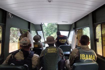 Agentes do Ibama fiscalizaram rios em combate à pesca predatória no Amazonas (Foto: Ibama/Divulgação)