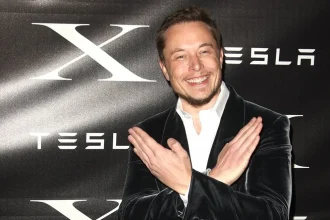 Elon Musk é processado por ex-executivos do Twitter que pedem indenização milionária (Foto: Divulgação)