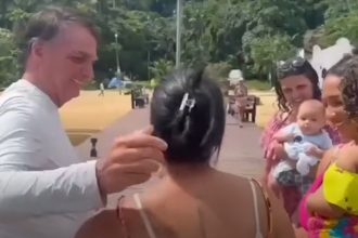Bolsonaro com apoiadores em Angra dos Reis (RJ): indignação contra presidente do PL (Imagem: Redes sociais)