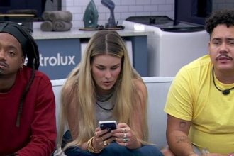 Yasmin culpou Davi por falta de açúcar no BBB 24 (Imagem: Reprodução/Globoplay)