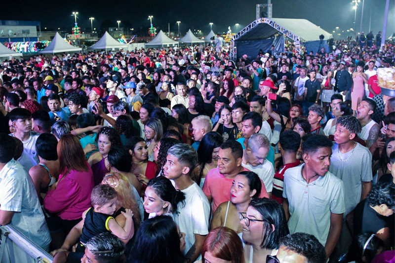 Público no Parque Amazonino Mendes: festa popular na zona leste (Foto: Valdo Leão/Semcom)