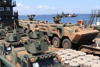 Exército brasileiro enviou 28 viaturas militares para a fronteira (Foto: Exército Brasileiro/Divulgação)