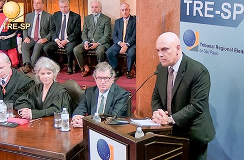 Alexandre de Moraes exaltou trabalho do TSE na luta pela democracia (Imagem: TRE-SP/YouTube)