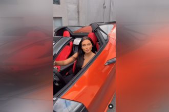 Fernanda Campos com o Corvette Laranja: carro de R4 1,6 milhão (Imagem: Instagram/Reprodução)