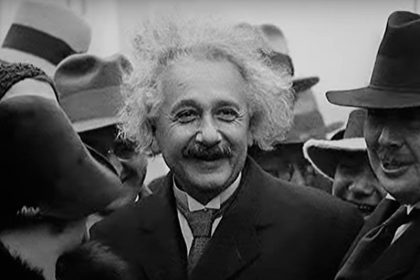 Einstein e a Bomba