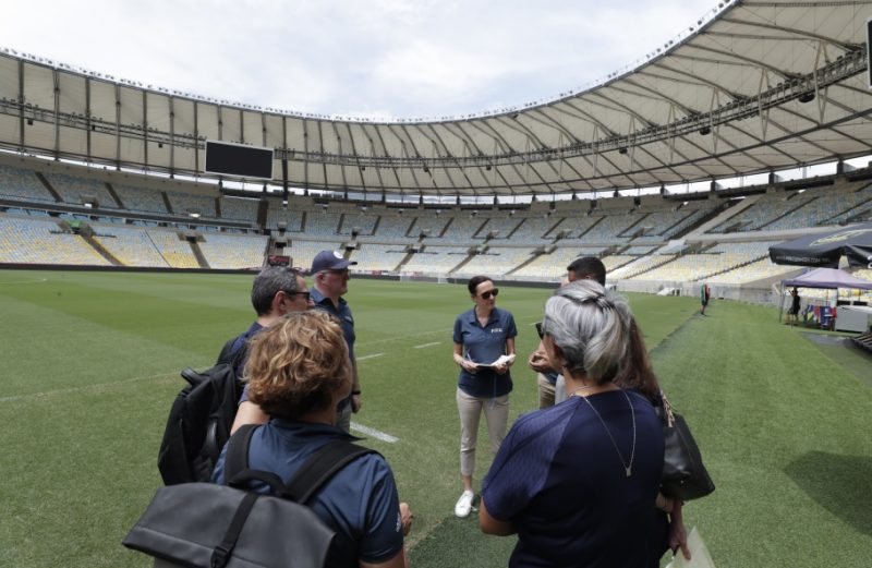 Inspeção da comitiva da Fifa ao Estádio do Maracanã (Foto: Staff Images Woman FwwcBR)