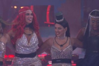 Alane e Fernanda já protagonizaram brigas e discussões no programa, mas deram uma trégua na festa (Imagem: Reprodução/Globoplay)
