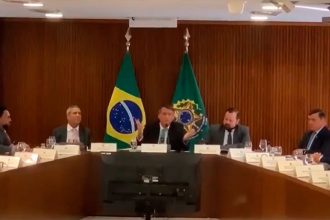 Bolsonaro reunião golpista