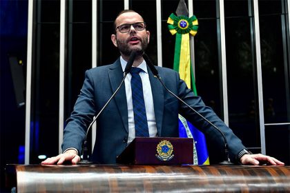 Senador Jorge Seif gerou gasto público extra ao mudar roteiro de viagem para apoiar Bolsonaro (Foto: Waldemir Barreto/Agência Senado)