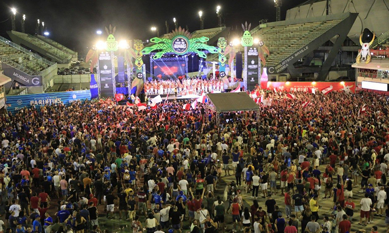 Shows dos bumbás Caprichoso e Garantido ocorrem no sambódromo, sempre aos sábados (Foto: SEC-AM/Divulgação)